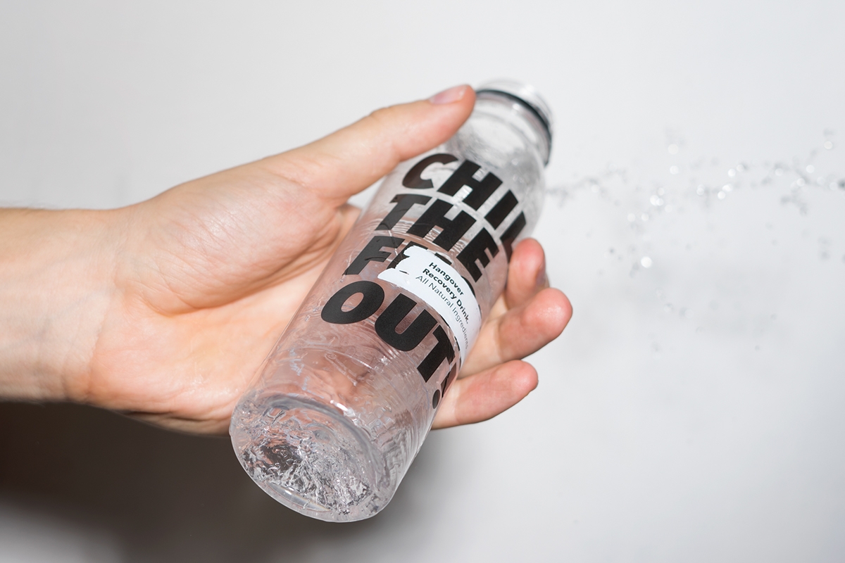 還在為喝酒頭暈而煩惱嗎？全新醒酒飲料產(chǎn)品及其品牌包裝設(shè)計(jì)。
